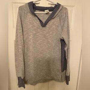 Dan skin now women’s hooded long sleeve top XL